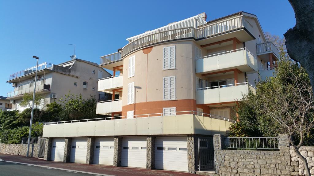Novi Vinodolski Apartment 客房 照片
